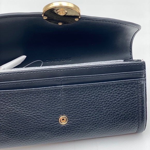 ❤️Michael Kors LG Flip Continental Wallet Black - Picture 9 of 10